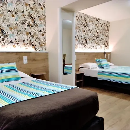 Logis Andreinia&cabanes Hotel