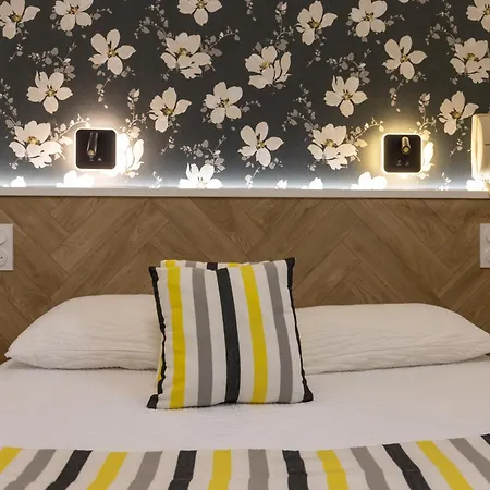 Logis Andreinia&cabanes Hotel