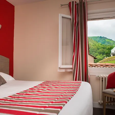 Logis Andreinia & 호텔 2*