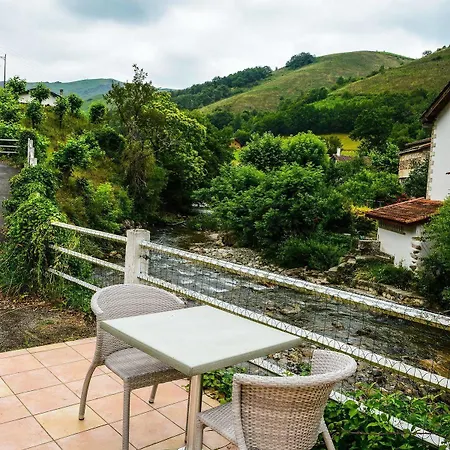 Logis Andreinia & 2* Esterençuby