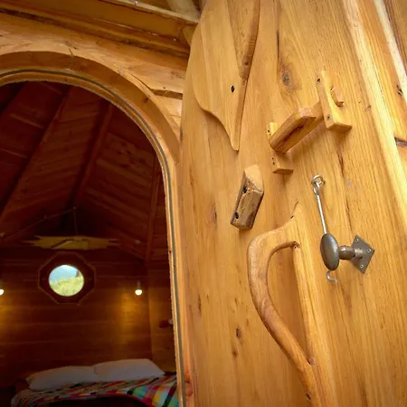 Logis Andreinia & 2*