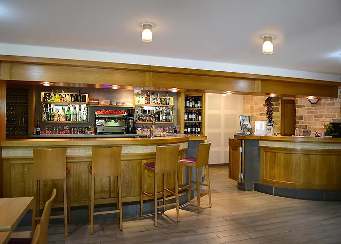 Logis Andreinia & 3*