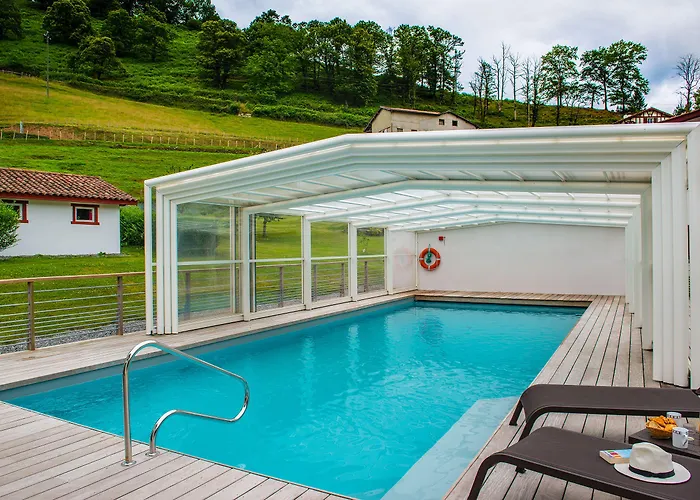 Logis Andreinia & Esterençuby