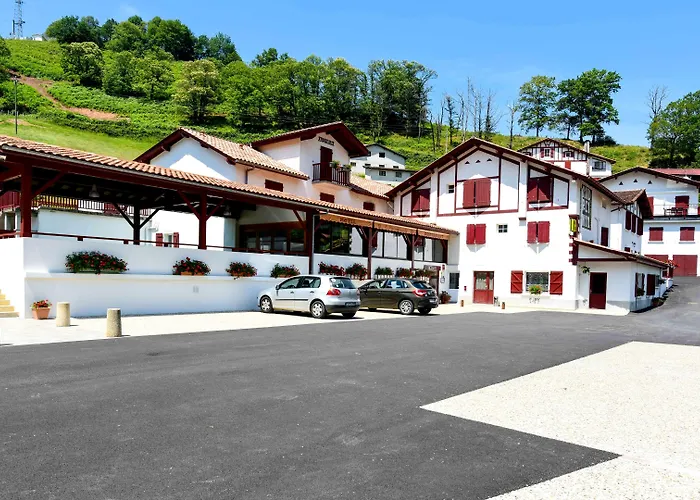 Hotel Logis Andreinia & 3*