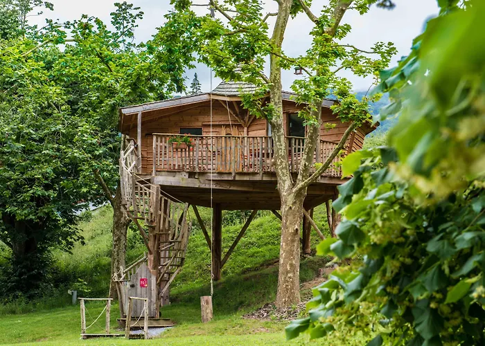 Logis Andreinia & 3* Esterençuby