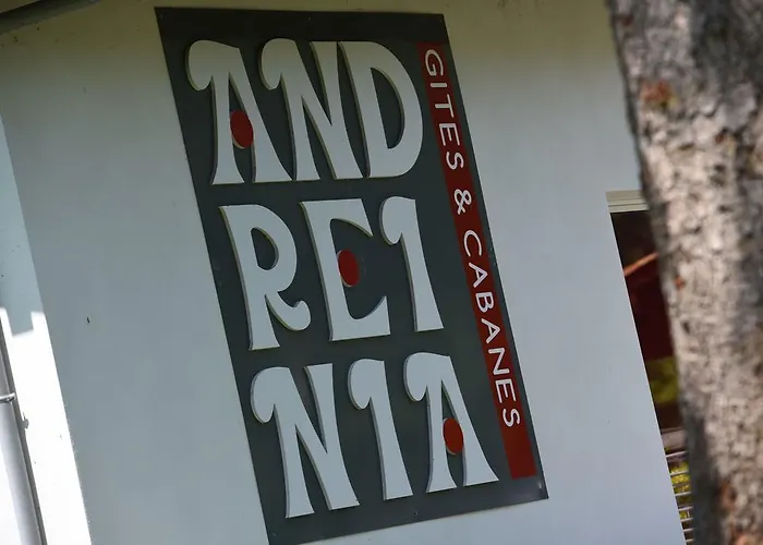 فندق Logis Andreinia & Esterençuby